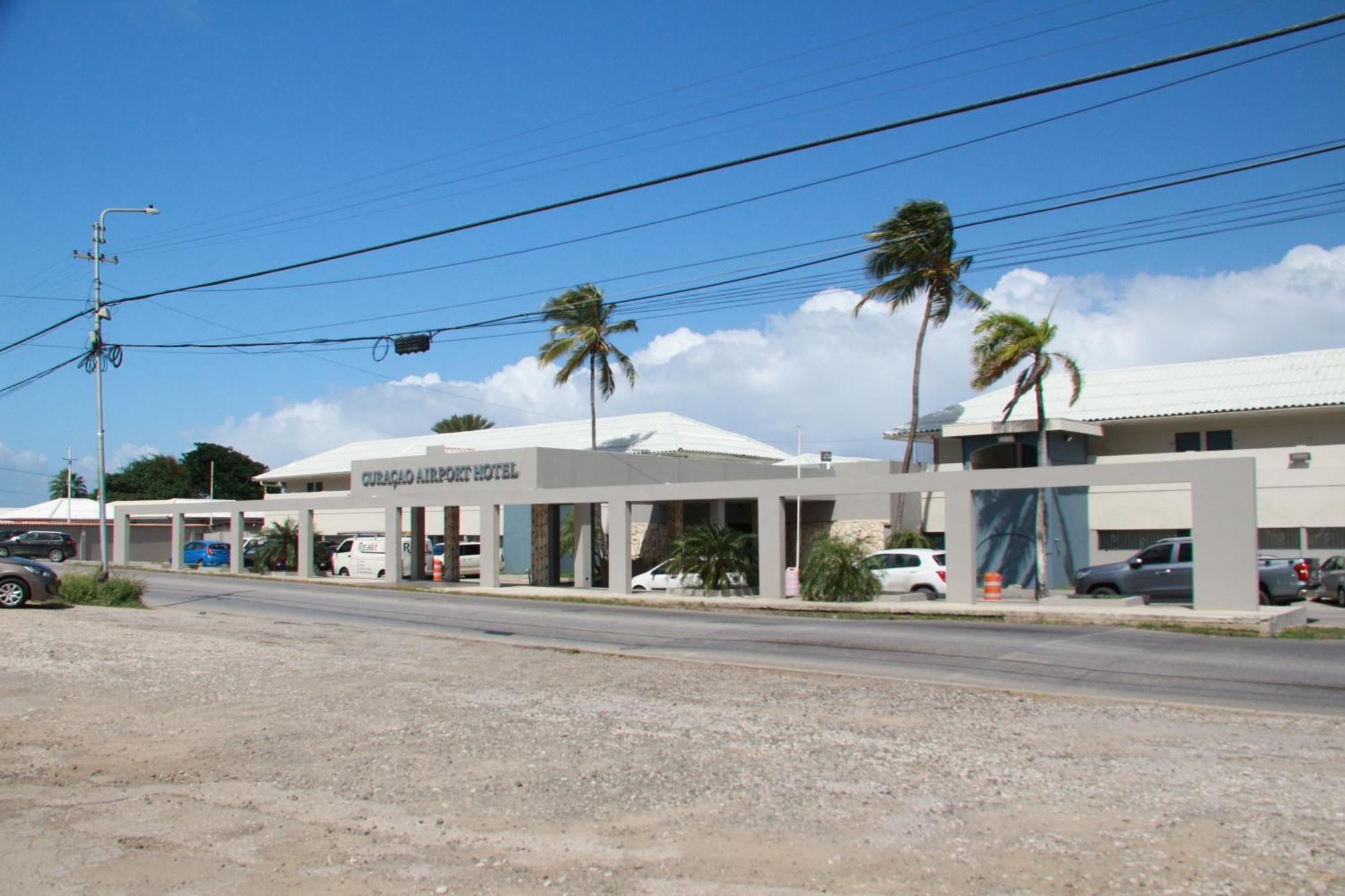 Curacao Airport Hotel Виллемстад Экстерьер фото