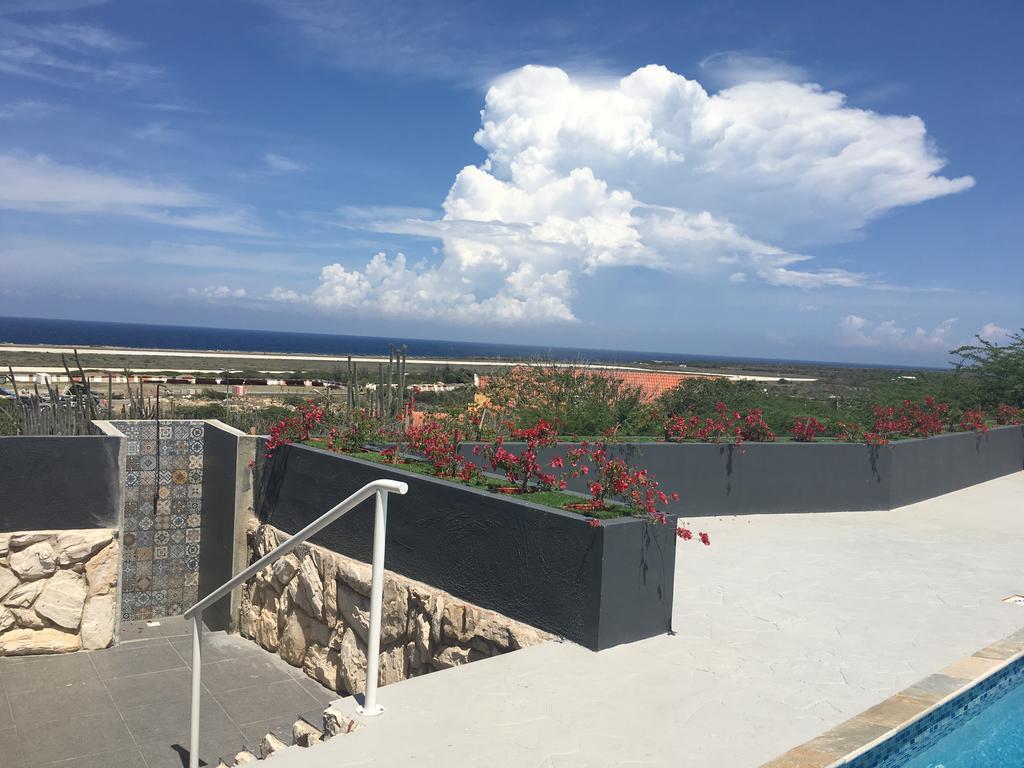 Curacao Airport Hotel Виллемстад Экстерьер фото