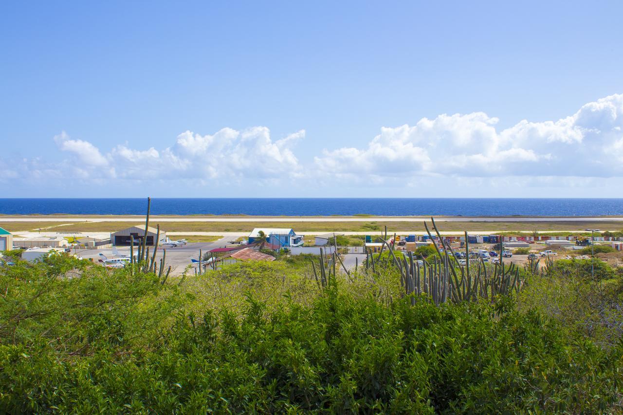 Curacao Airport Hotel Виллемстад Экстерьер фото